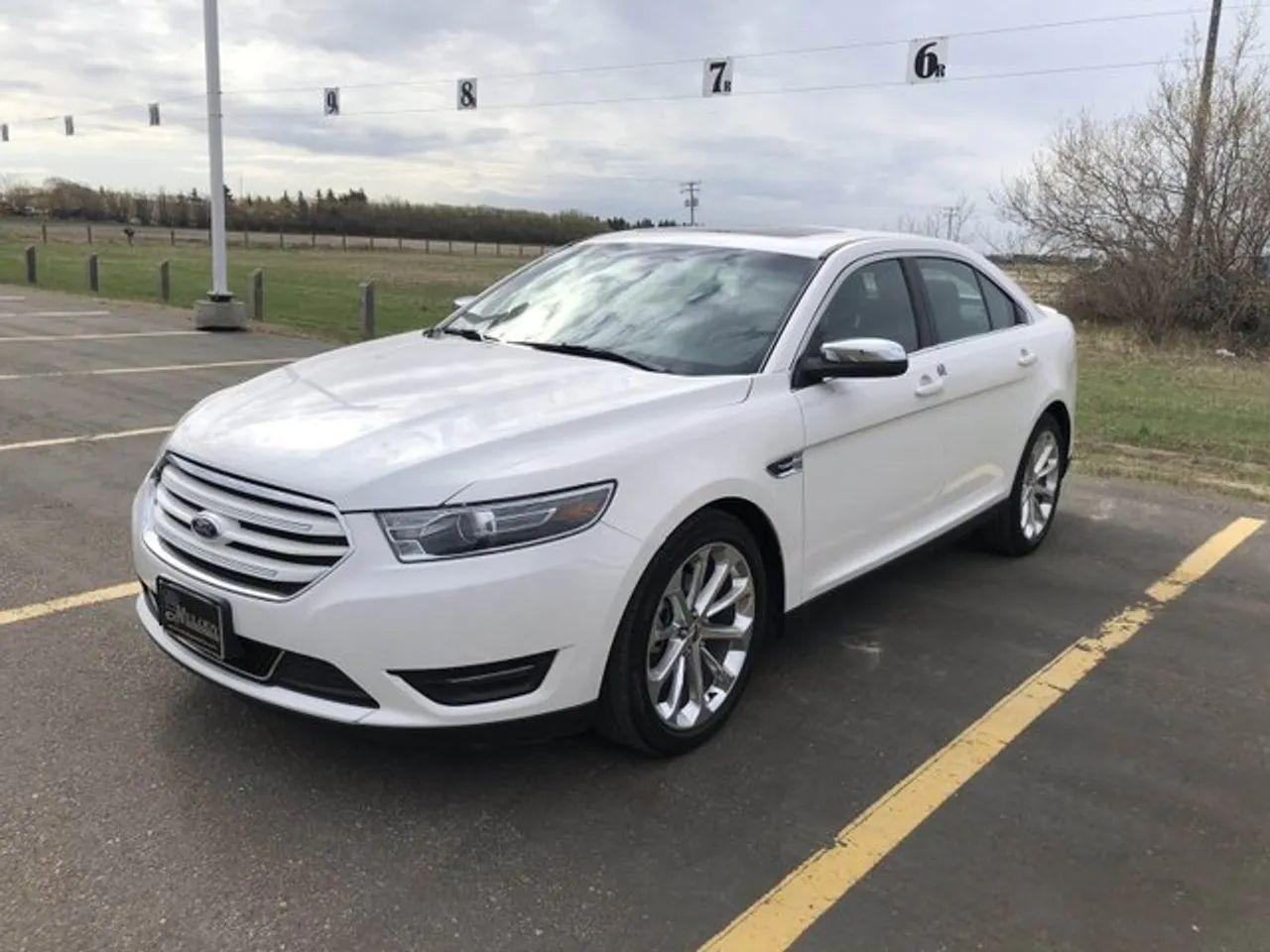 2017 Ford Taurus Limited-0