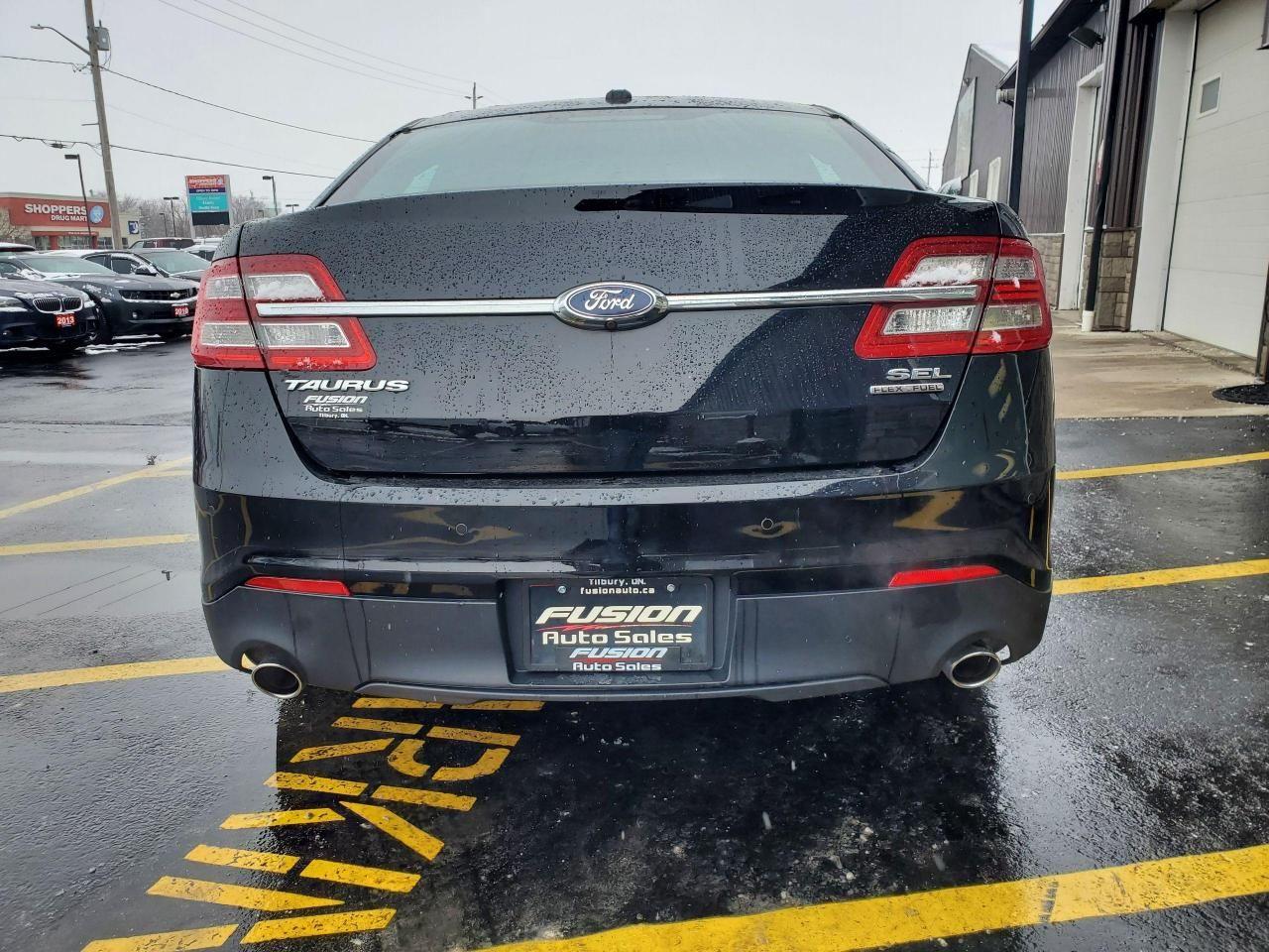 2017 Ford Taurus SEL-3