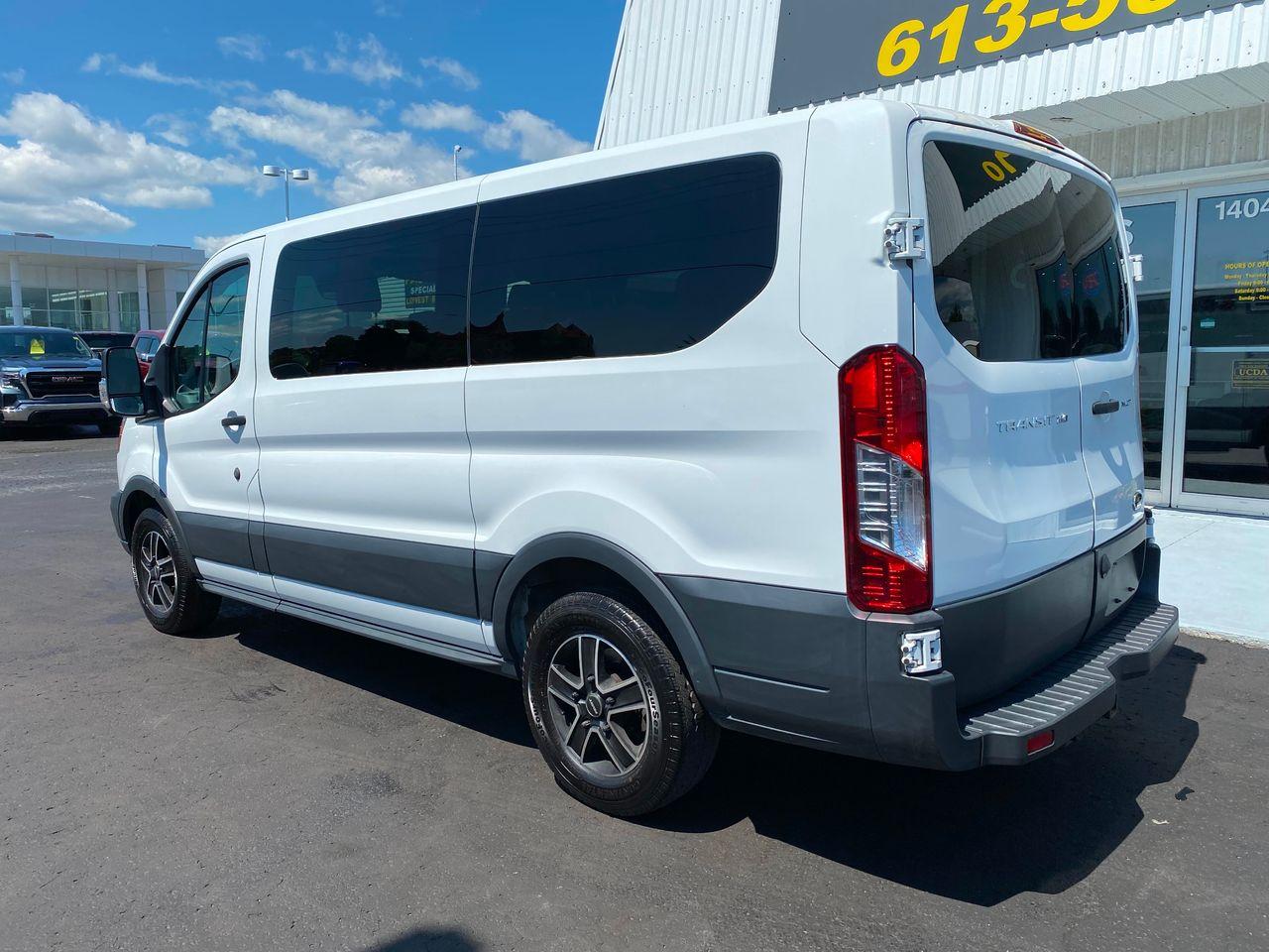 2017 Ford Transit XL-2