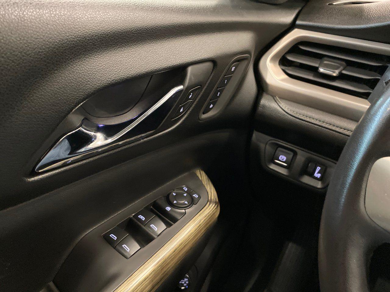 2017 GMC Acadia Denali-3