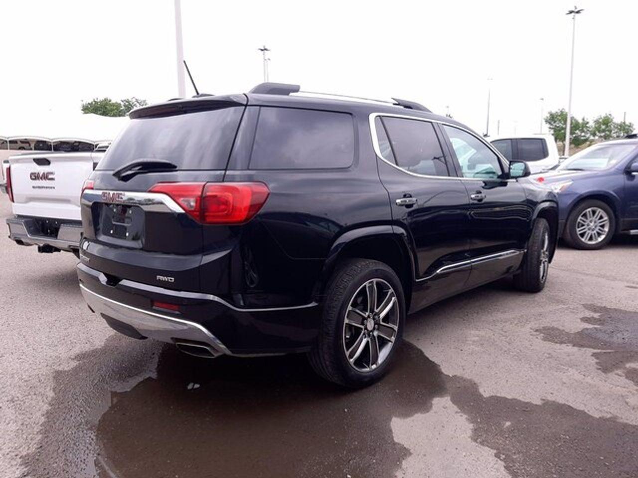 2017 GMC Acadia Dnli-3