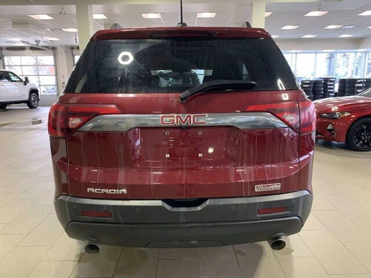 2017 GMC Acadia SLE-2-4