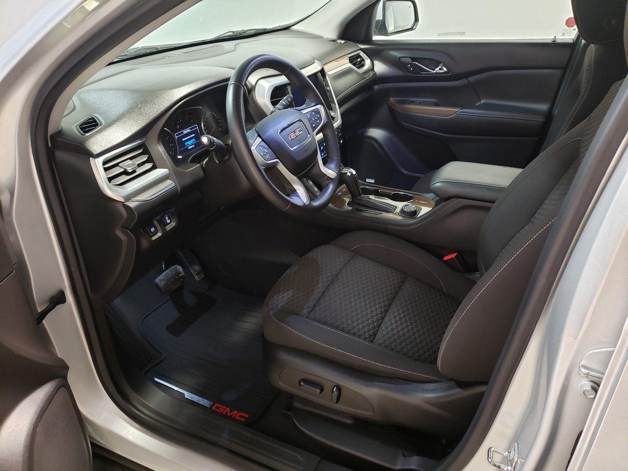 2017 GMC Acadia SLE-2-4