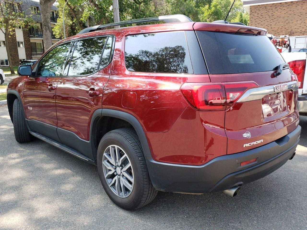 2017 GMC Acadia SLE-2-3