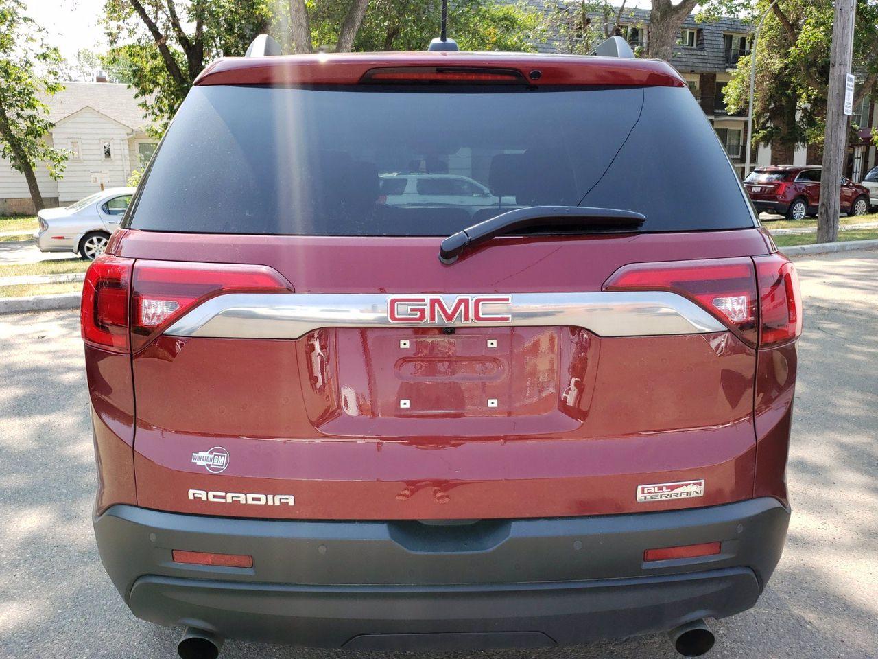 2017 GMC Acadia SLE-2-4