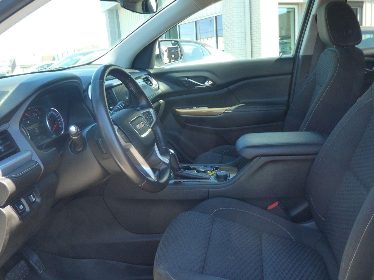 2017 GMC Acadia SLE-2-3