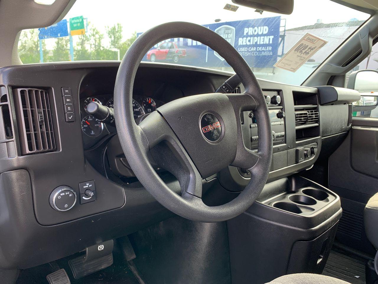 2017 GMC Savana 2500-4