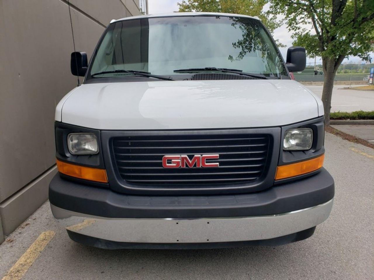 2017 GMC Savana G2500-1