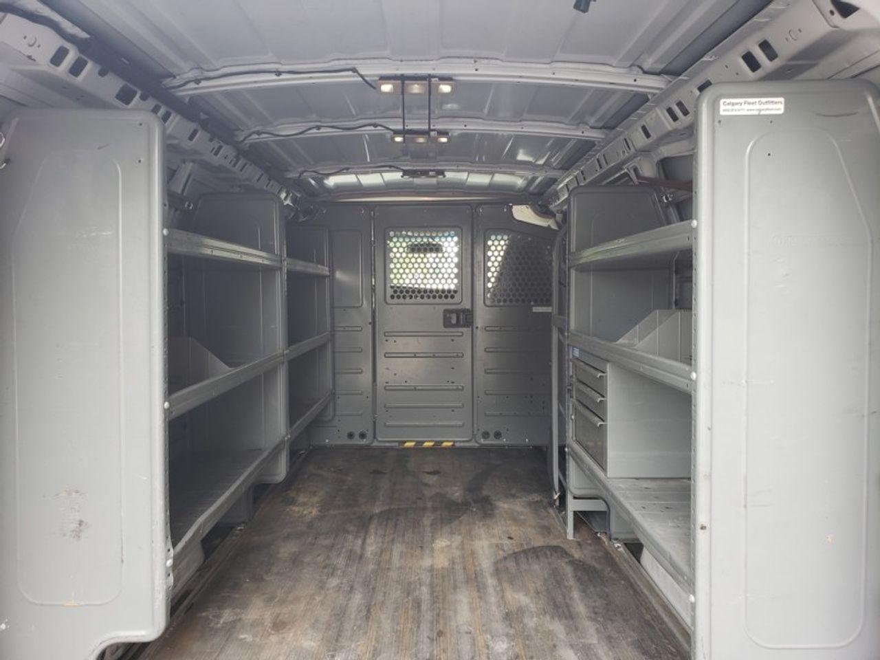 2017 GMC Savana G2500-4