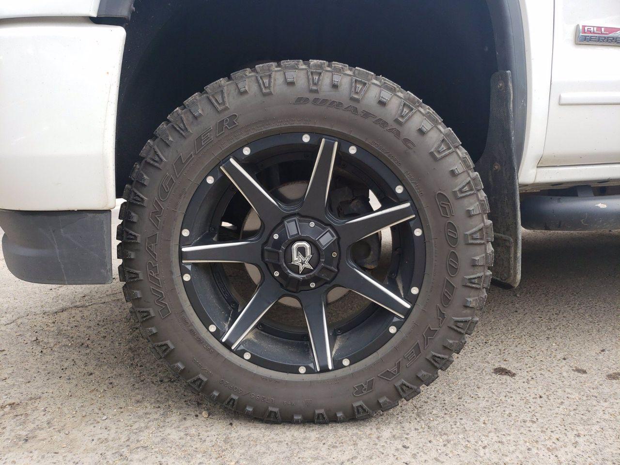 2017 GMC Sierra SLT-4
