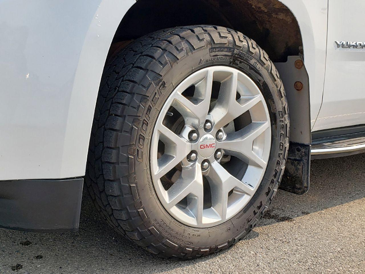 2017 GMC Yukon XL SLT-3
