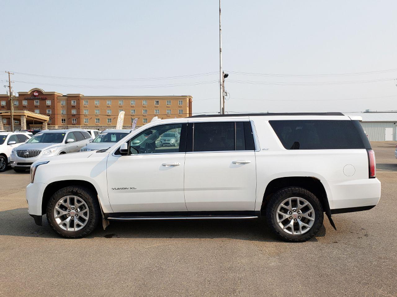2017 GMC Yukon XL SLT-4