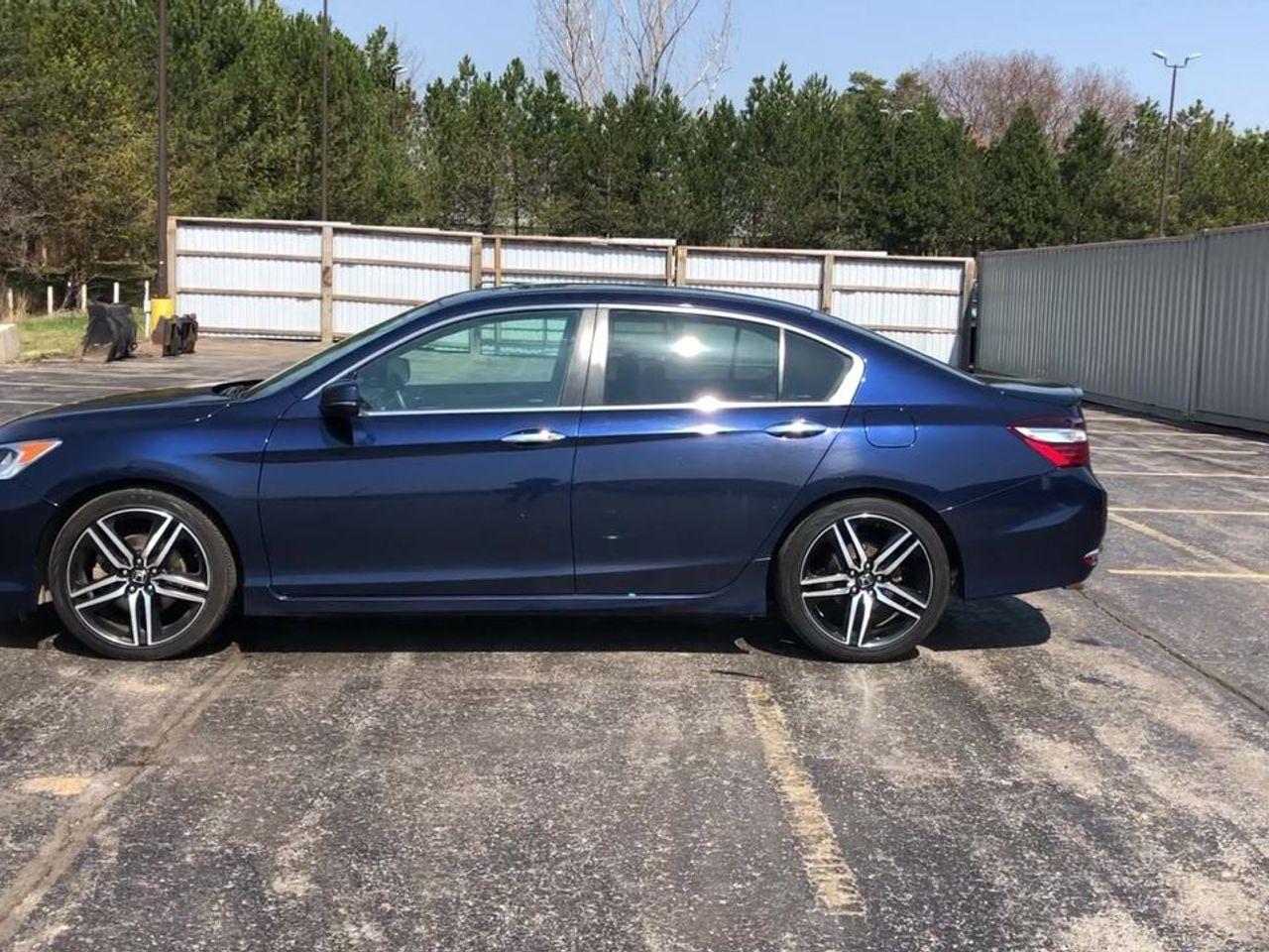 2017 Honda Accord Sport-4