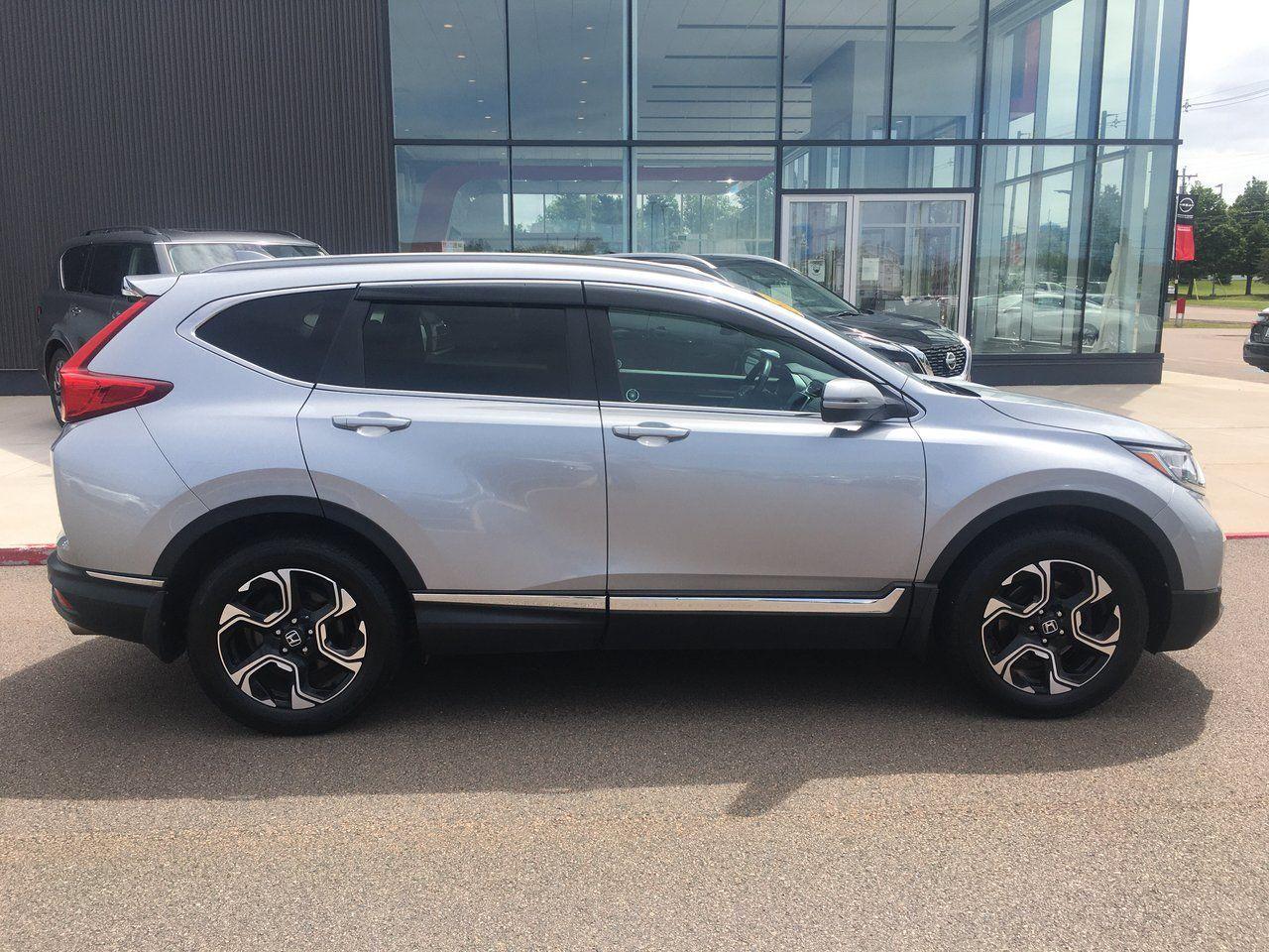2017 Honda CR-V Touring-2