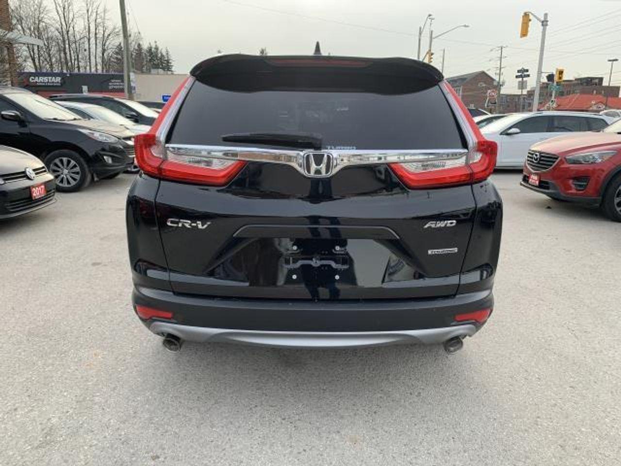 2017 Honda CR-V Touring-3