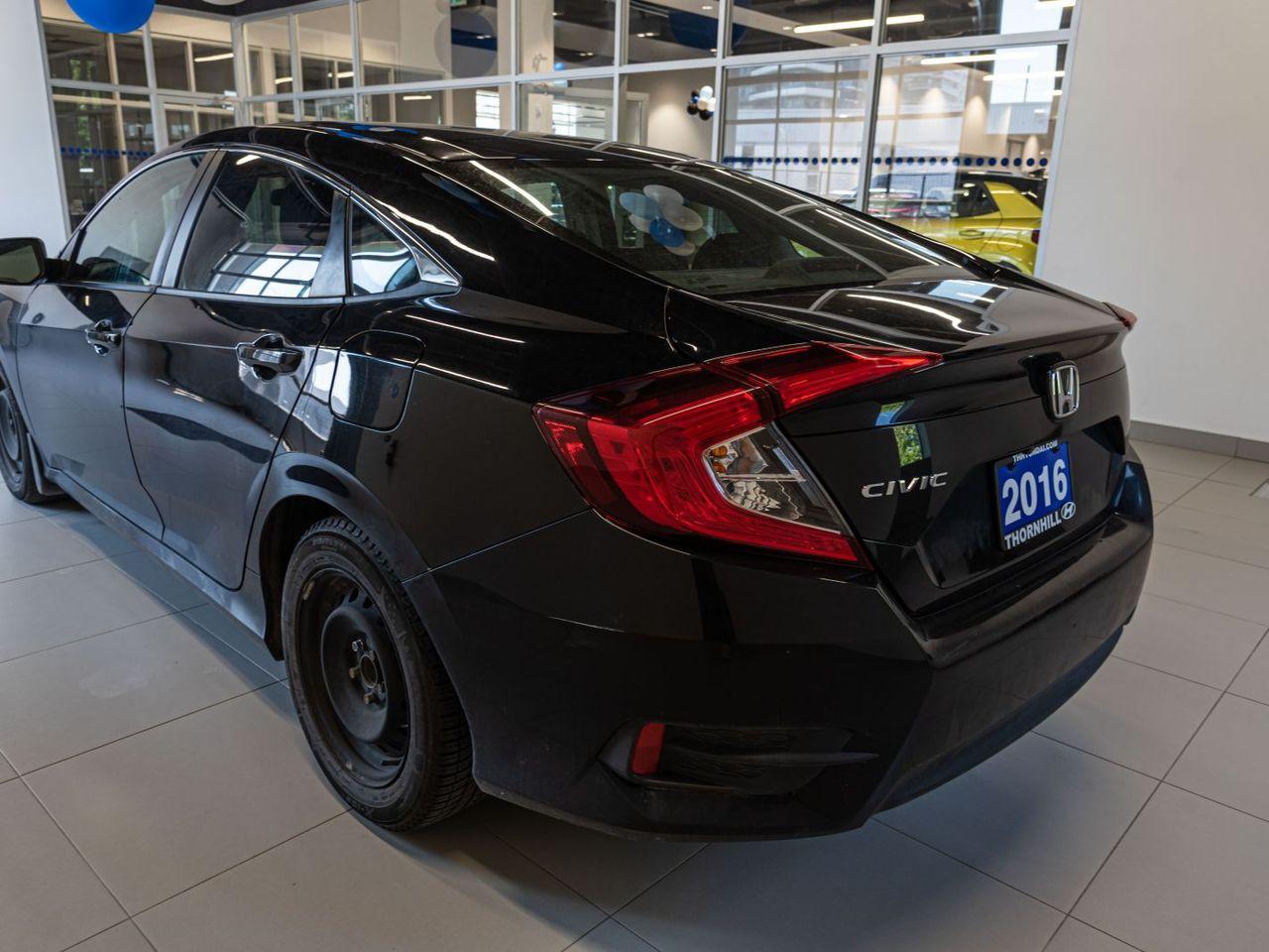 2017 Honda Civic LX-4