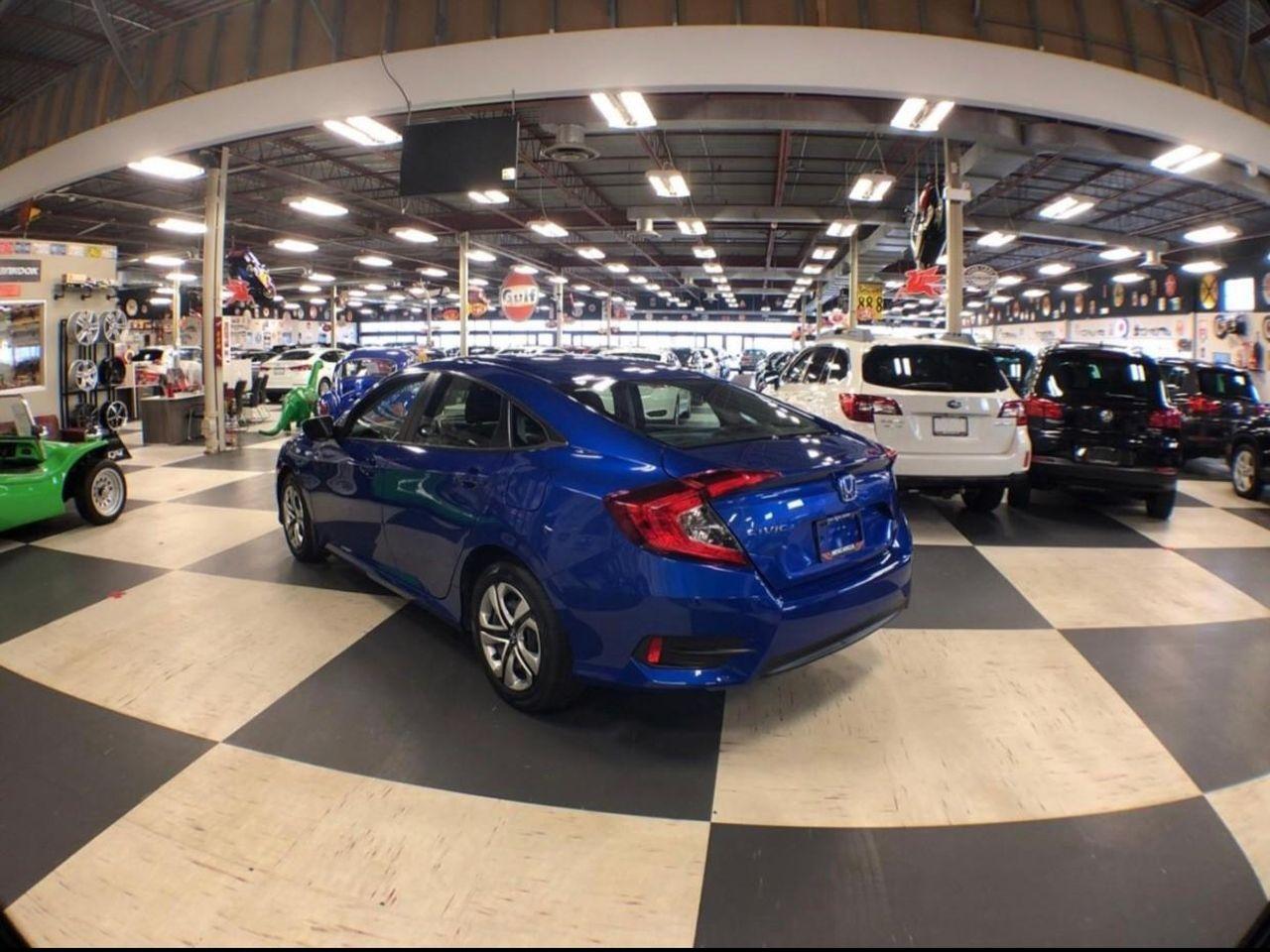 2017 Honda Civic LX-4