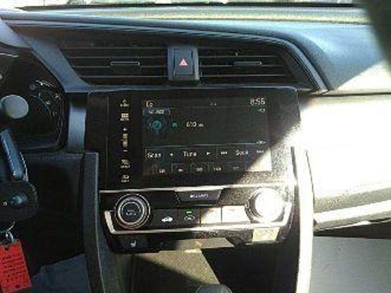 2017 Honda Civic LX-4