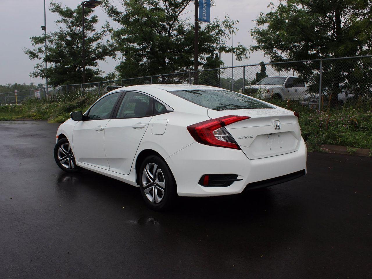 2017 Honda Civic LX-4