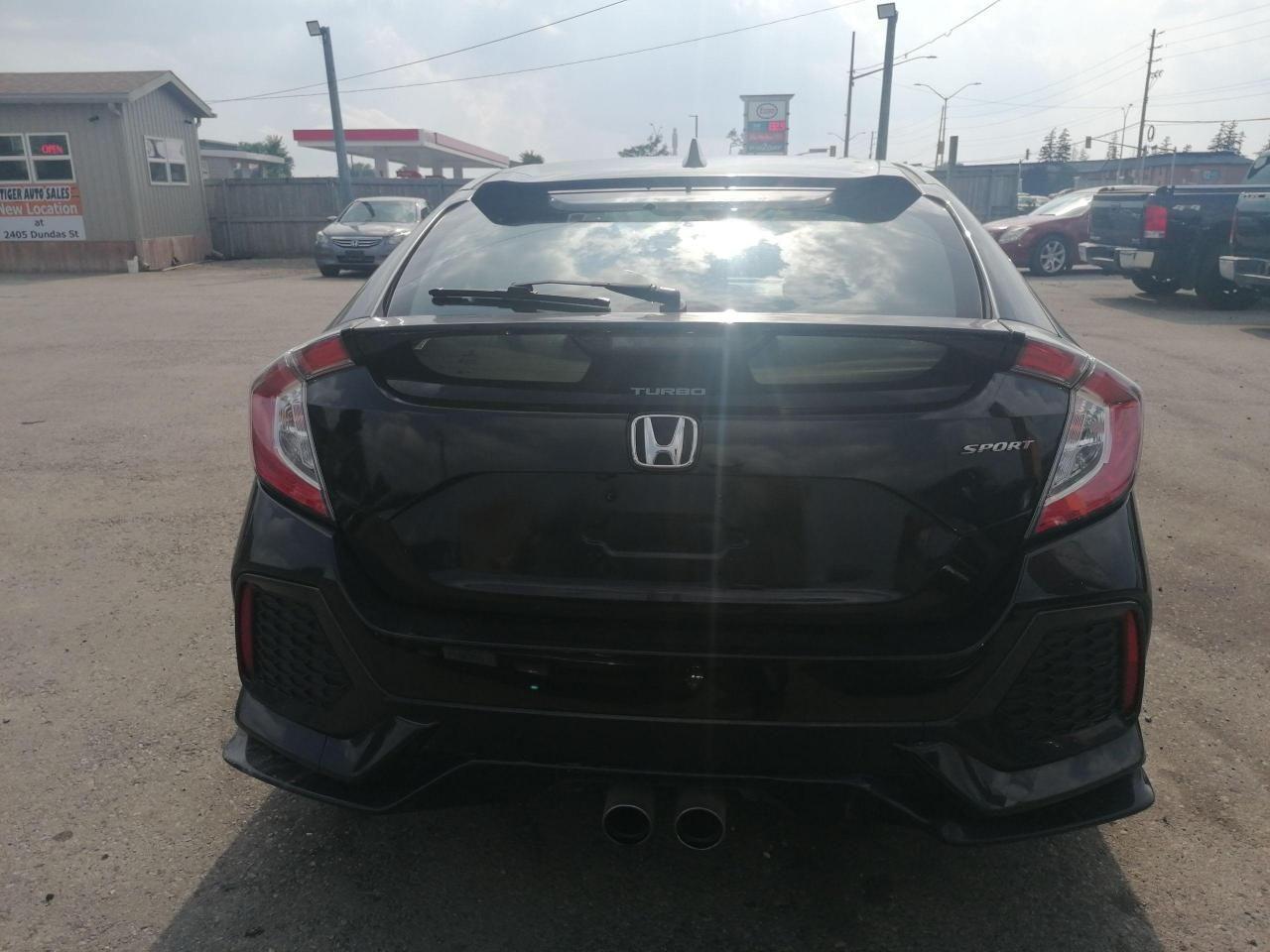 2017 Honda Civic Sport-3