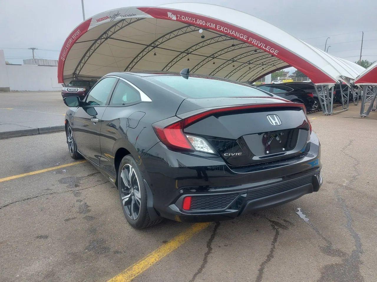 2017 Honda Civic Touring-3