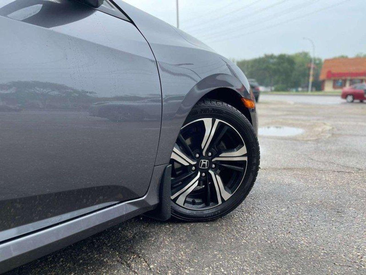 2017 Honda Civic Touring-3