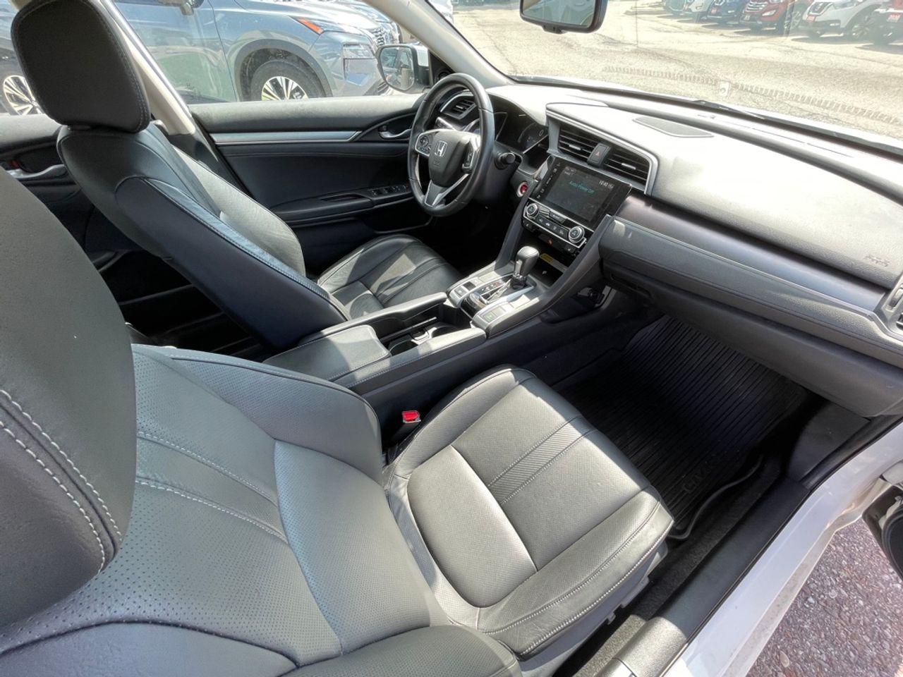 2017 Honda Civic Touring-1