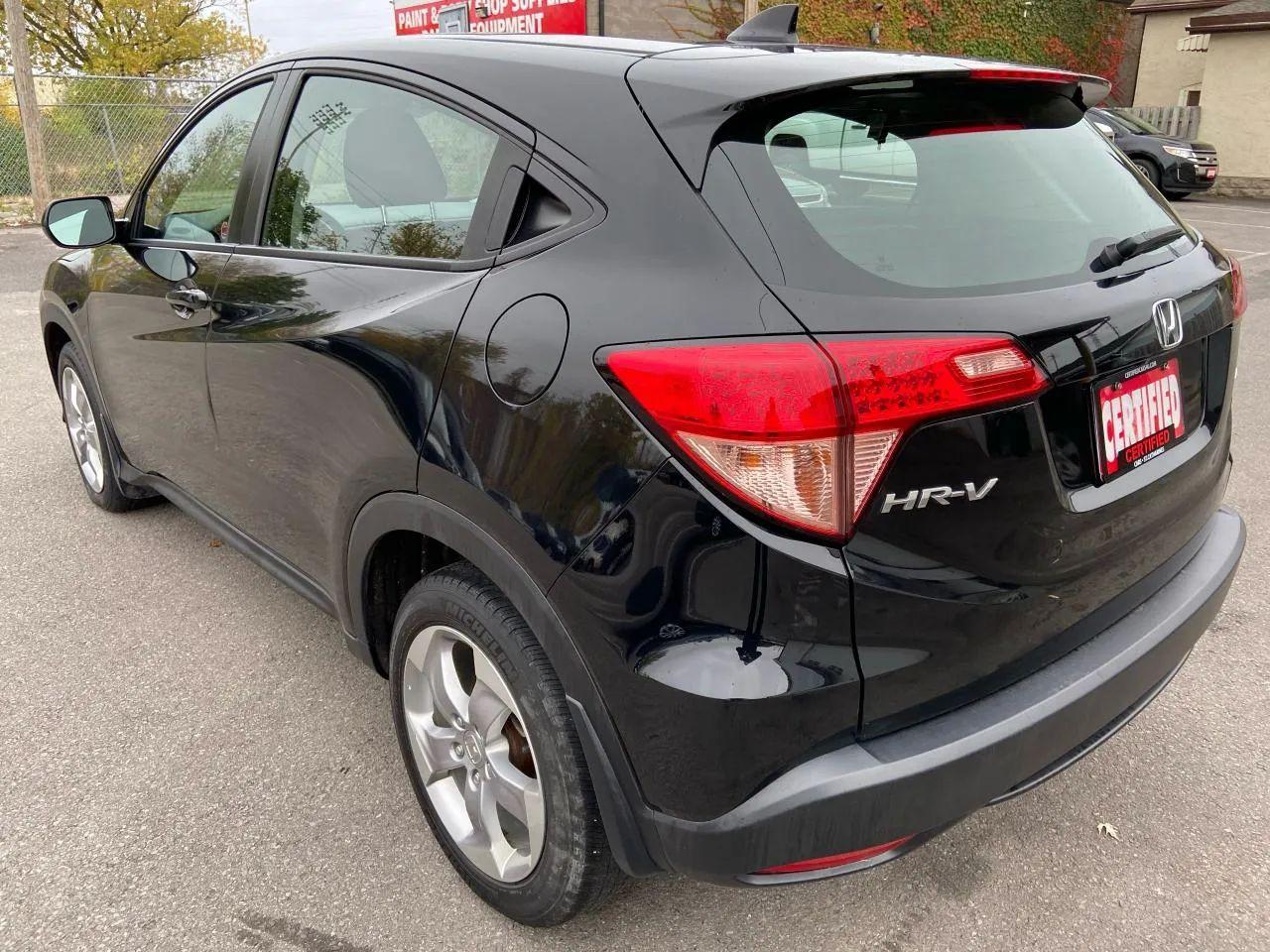 2017 Honda HR-V LX-4
