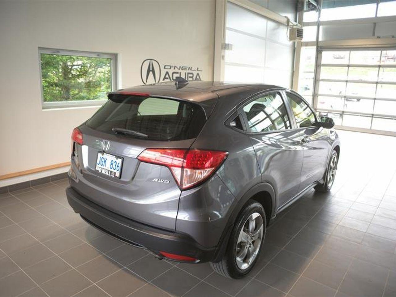 2017 Honda HR-V LX-3