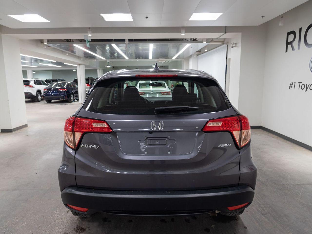 2017 Honda HR-V LX-3