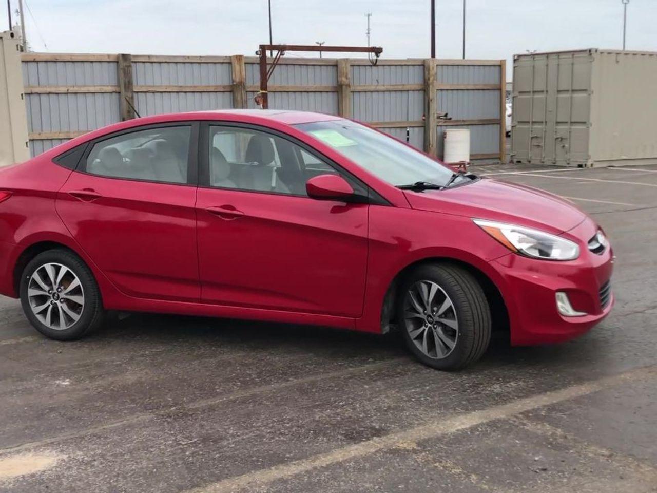 2017 Hyundai Accent -1