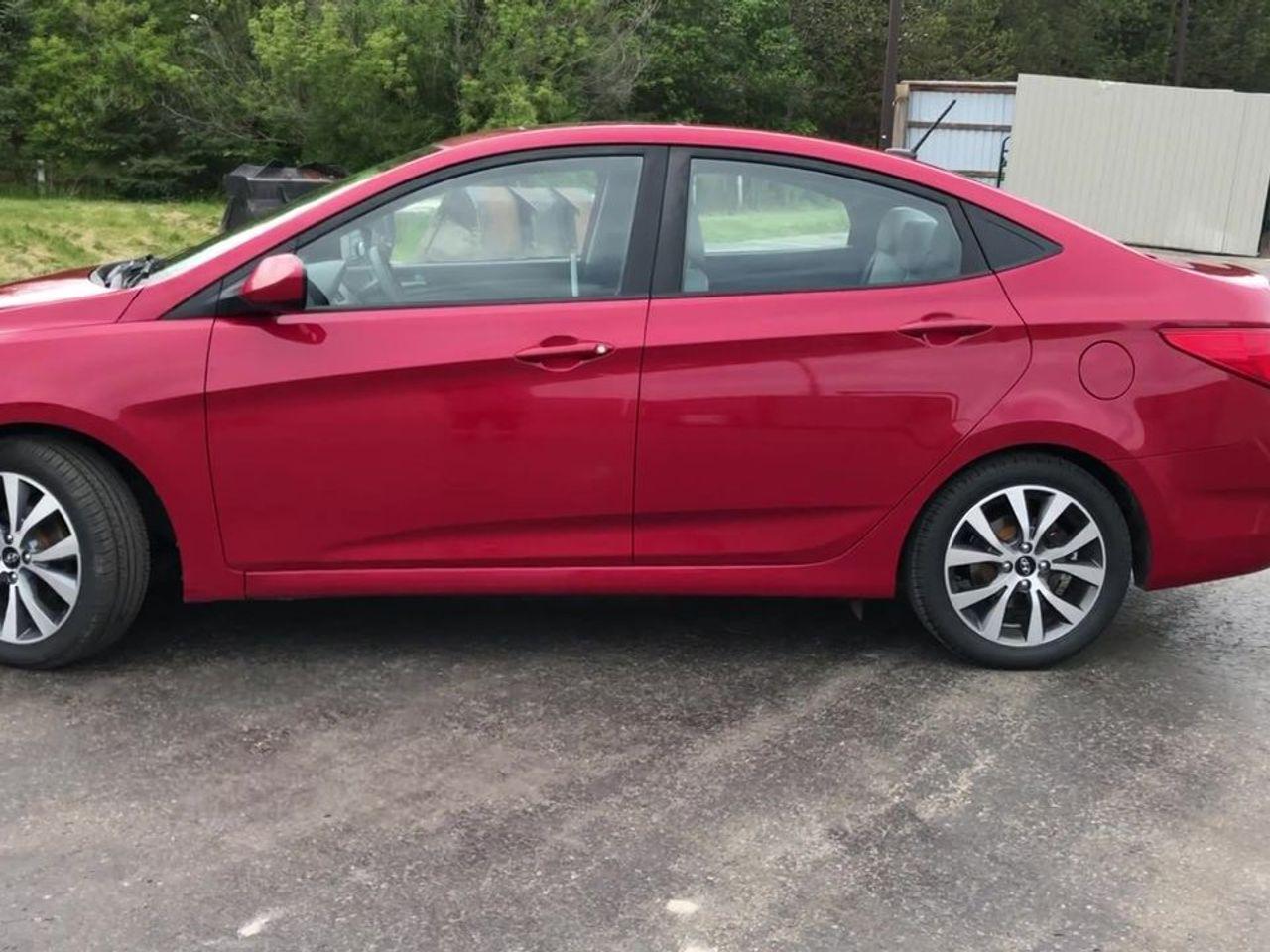 2017 Hyundai Accent -4