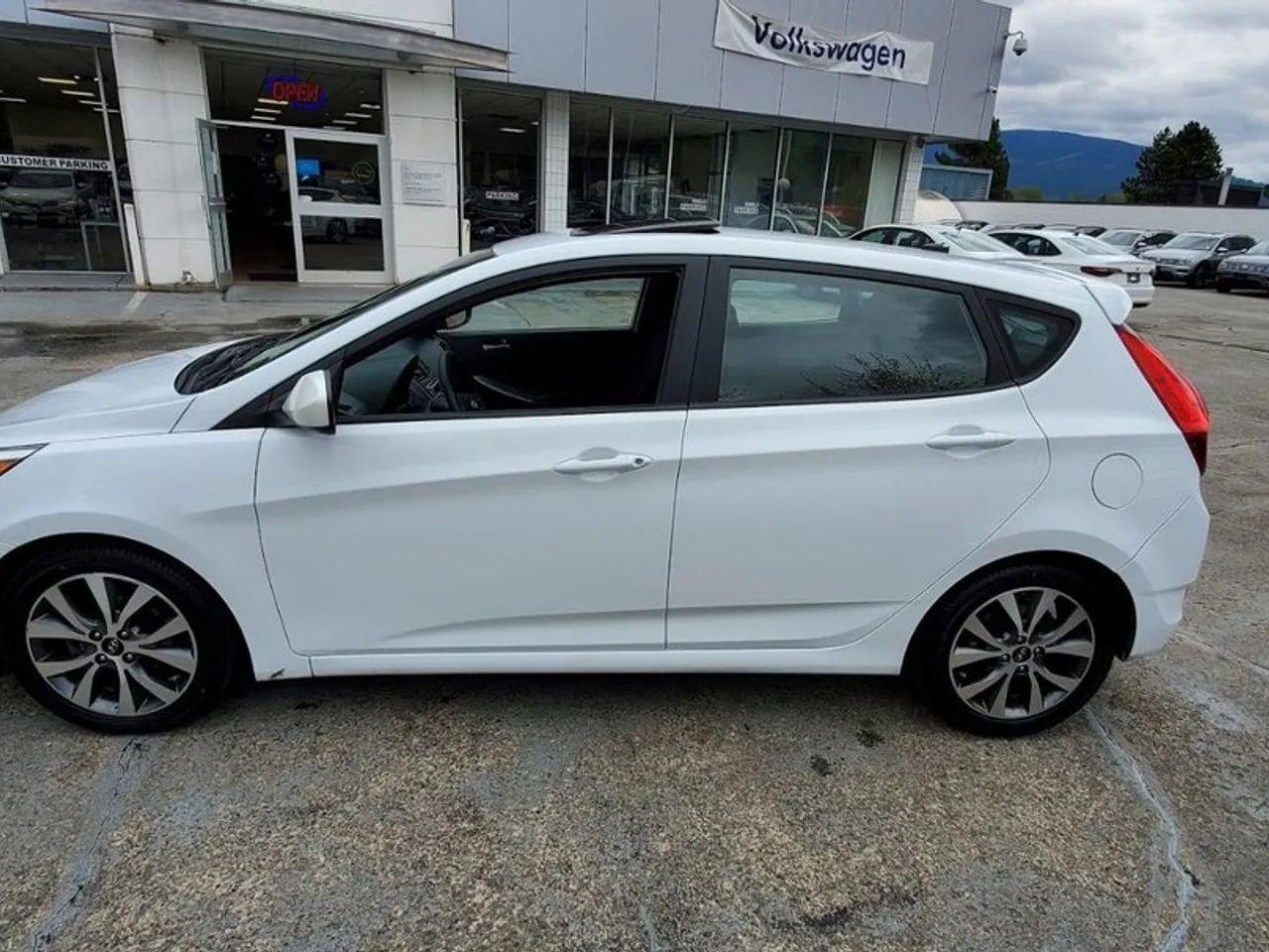 2017 Hyundai Accent SE-4
