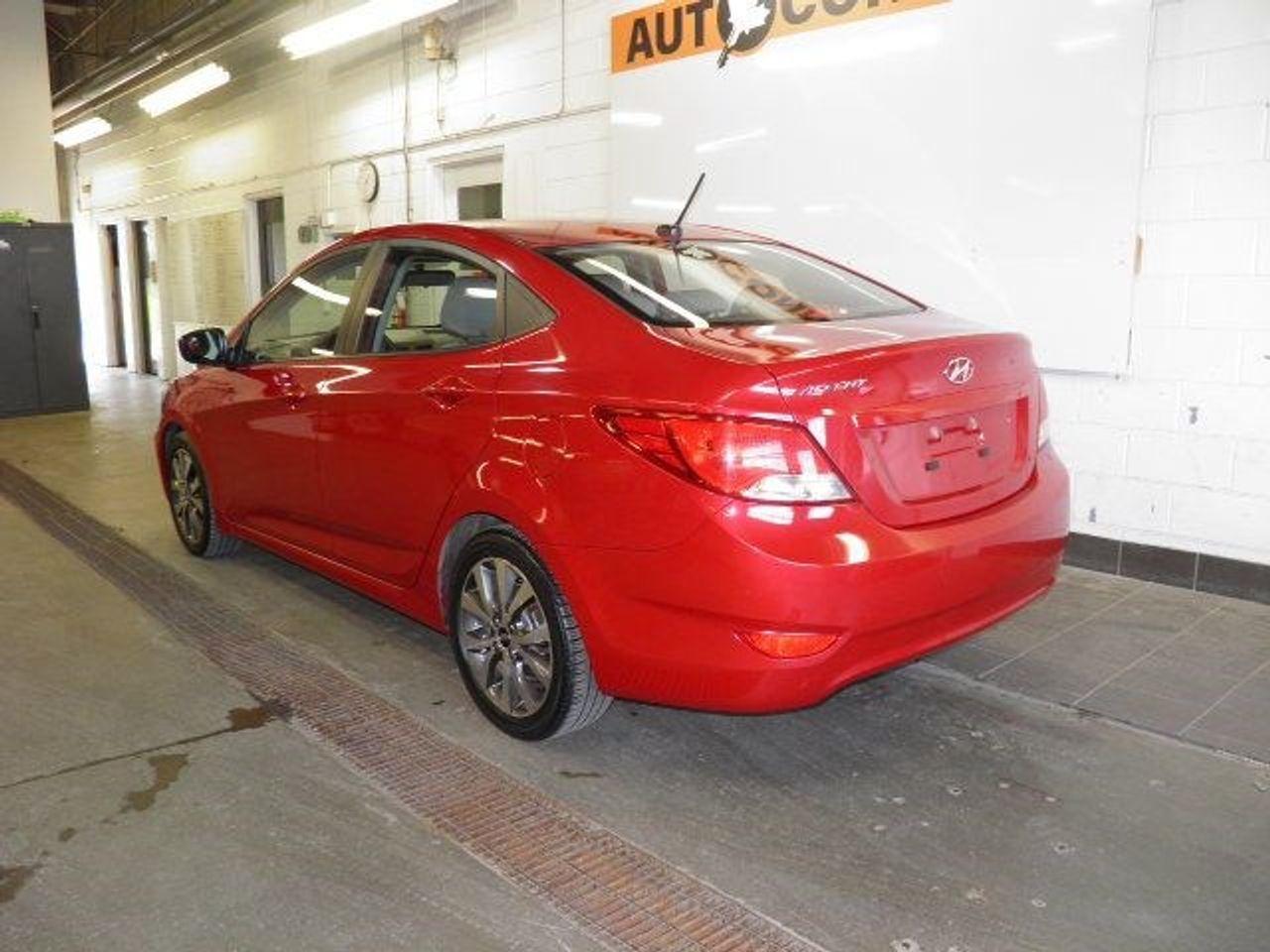 2017 Hyundai Accent SE-3