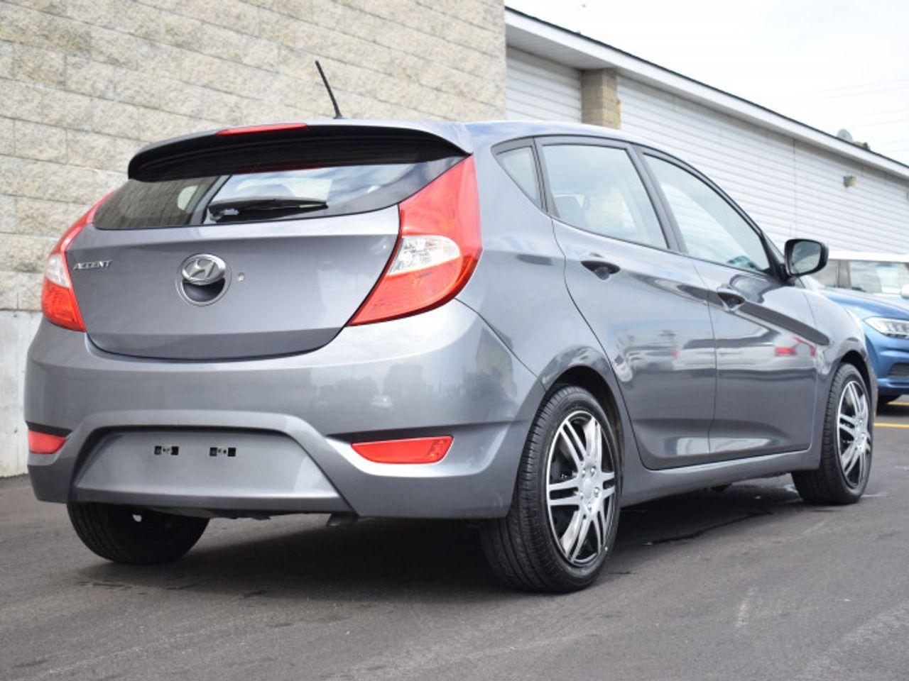 2017 Hyundai Accent SE-3