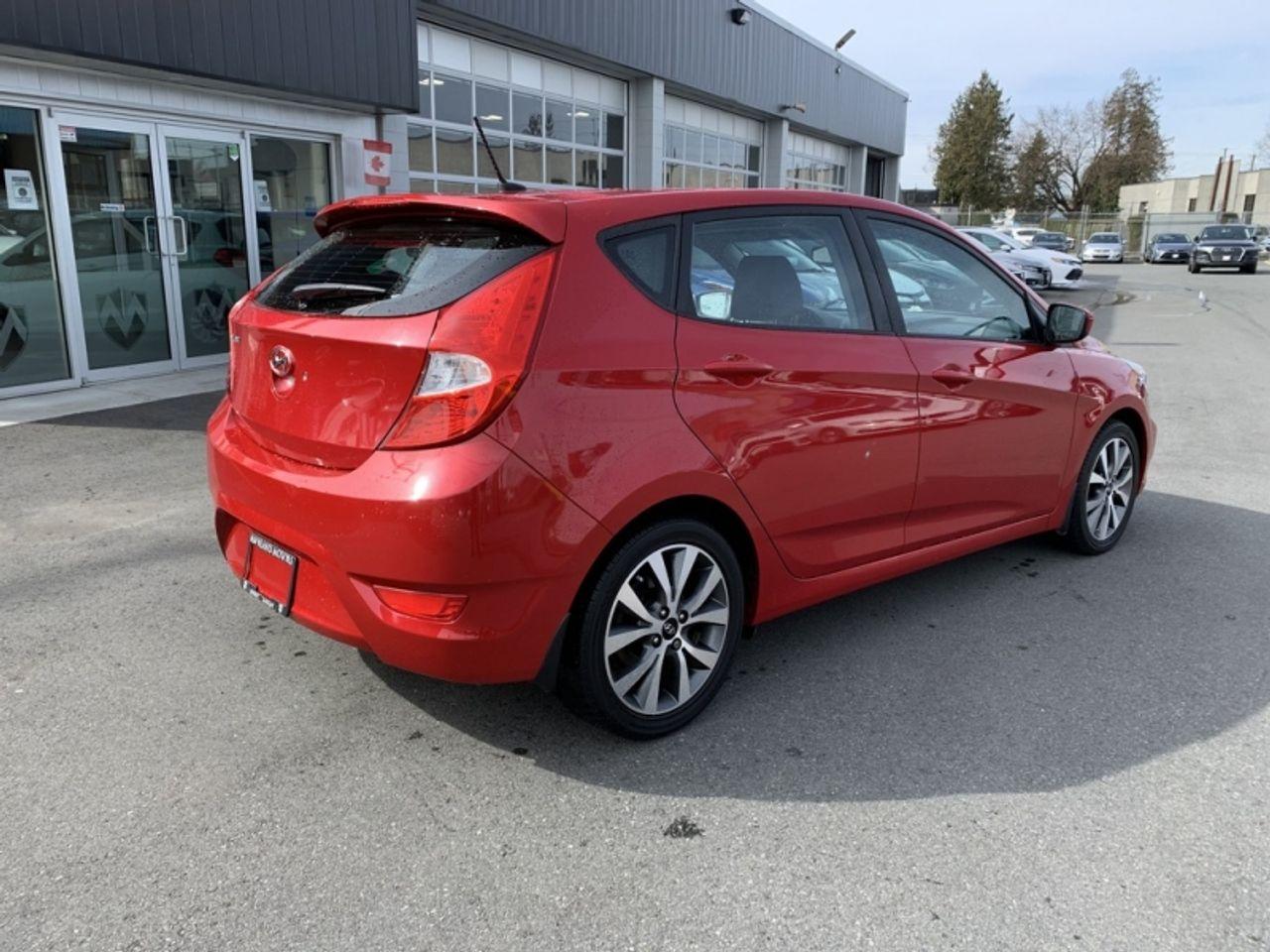 2017 Hyundai Accent SE-4