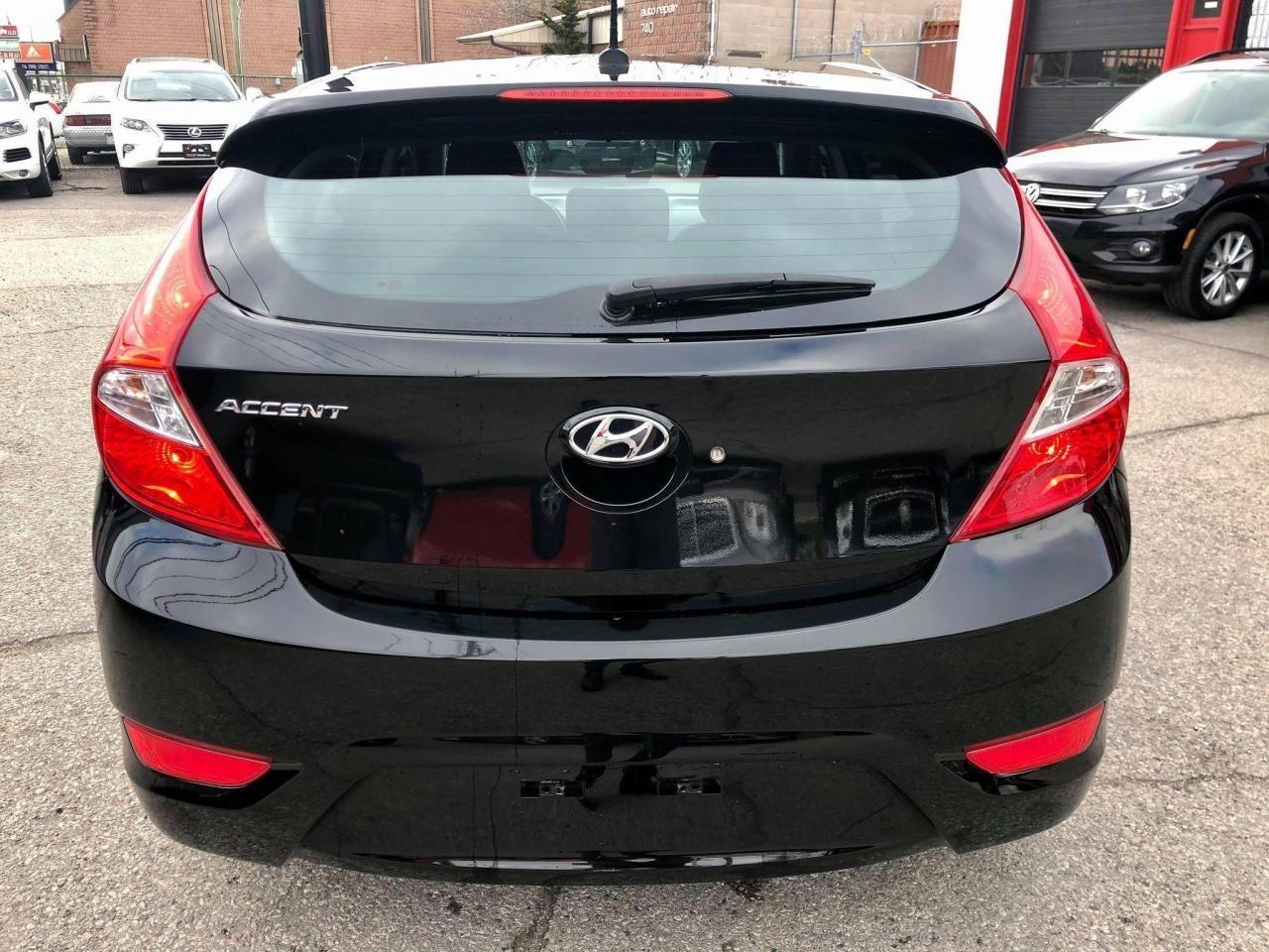 2017 Hyundai Accent Sport-4