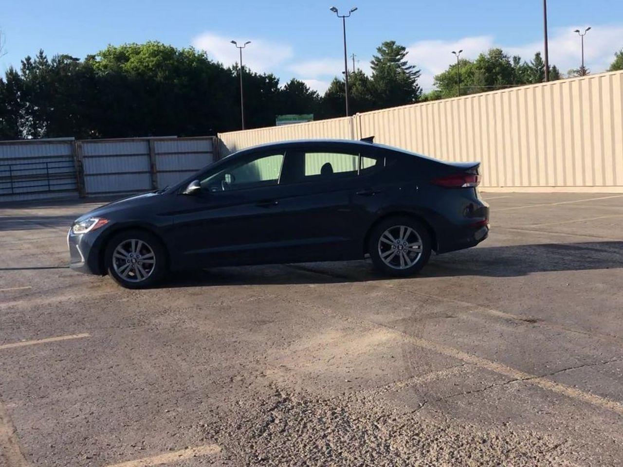 2017 Hyundai Elantra -4