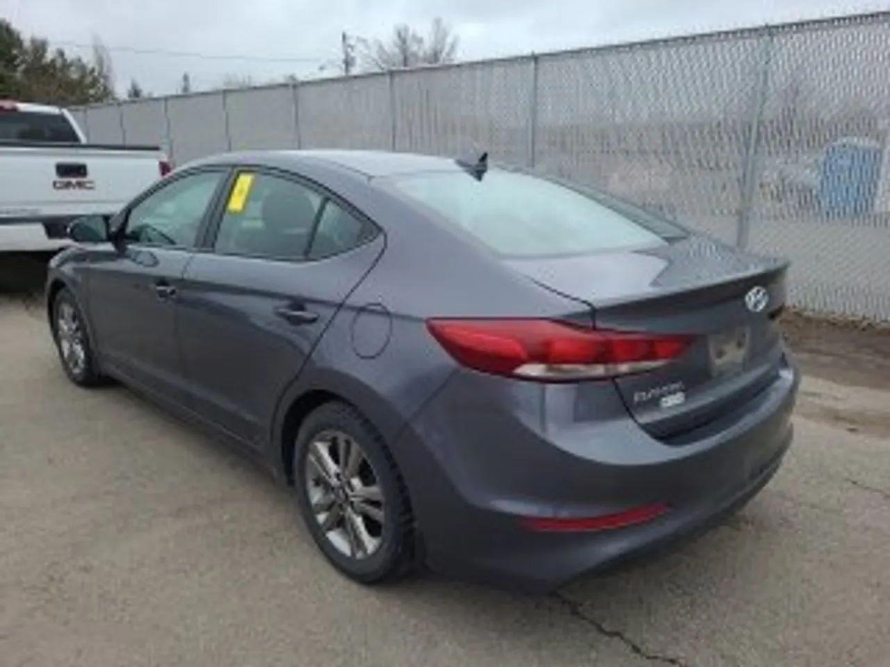 2017 Hyundai Elantra GL-0