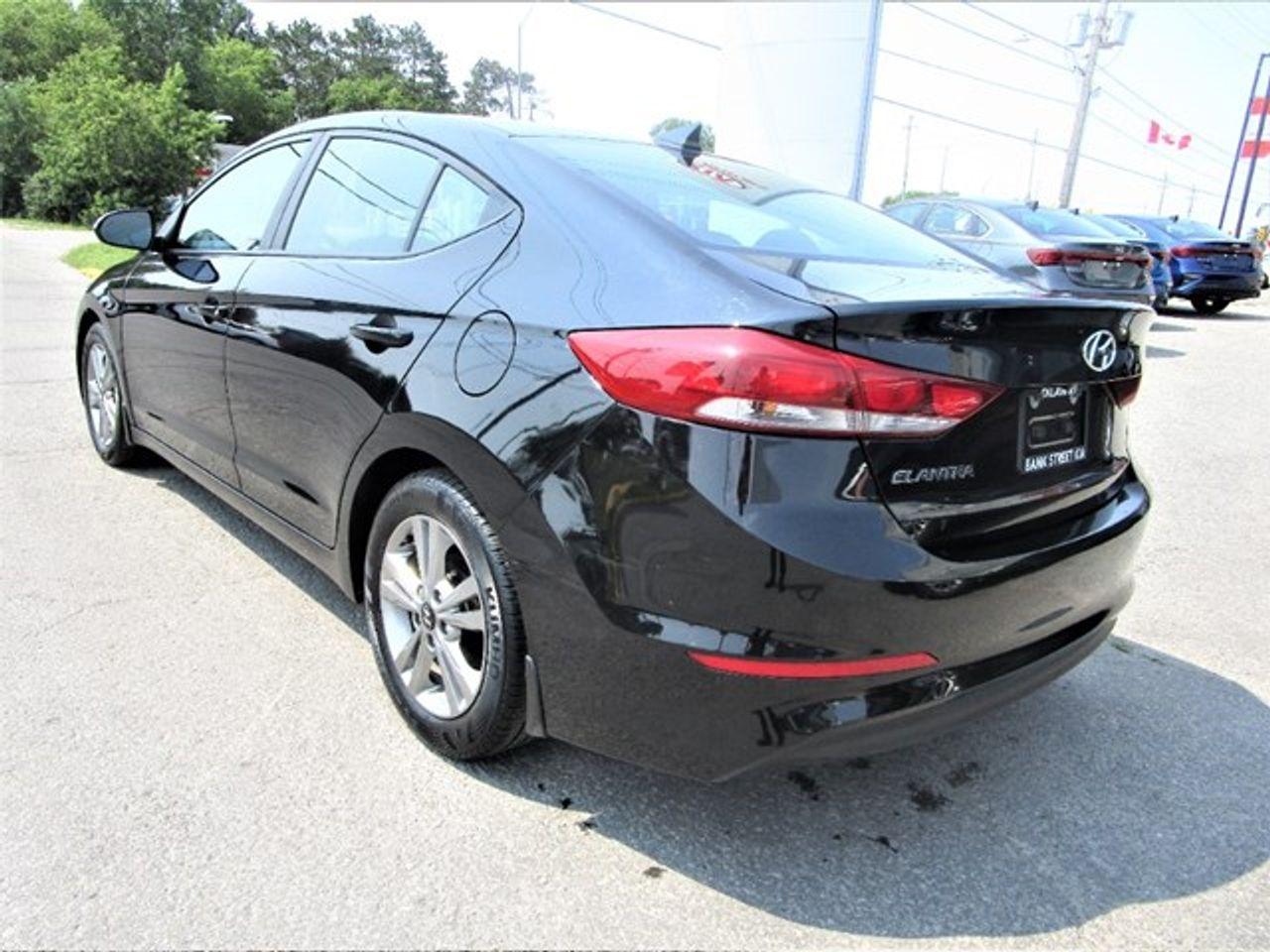 2017 Hyundai Elantra GL-2