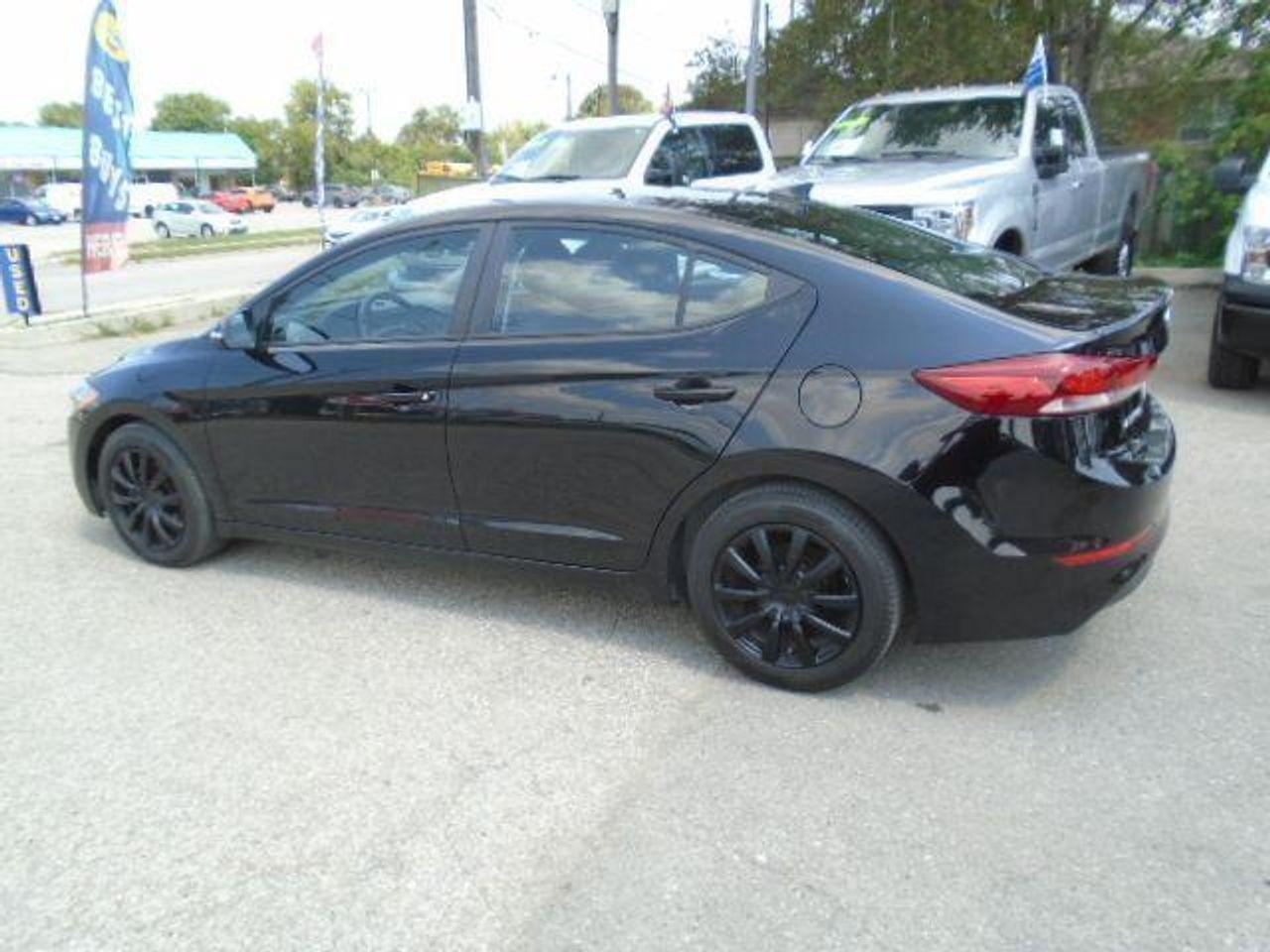 2017 Hyundai Elantra GL-3