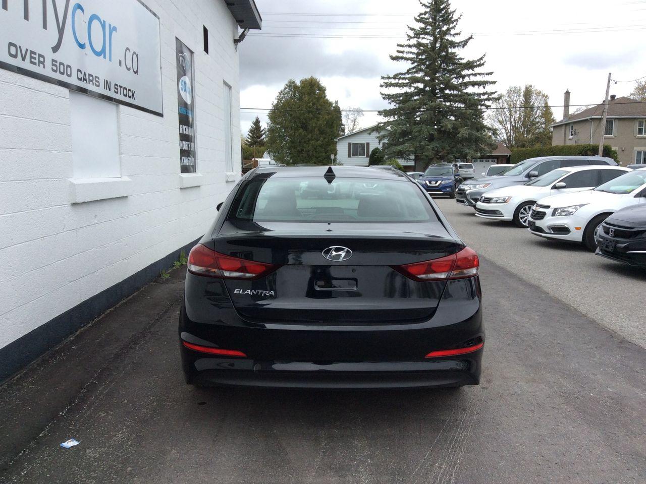 2017 Hyundai Elantra GL-3