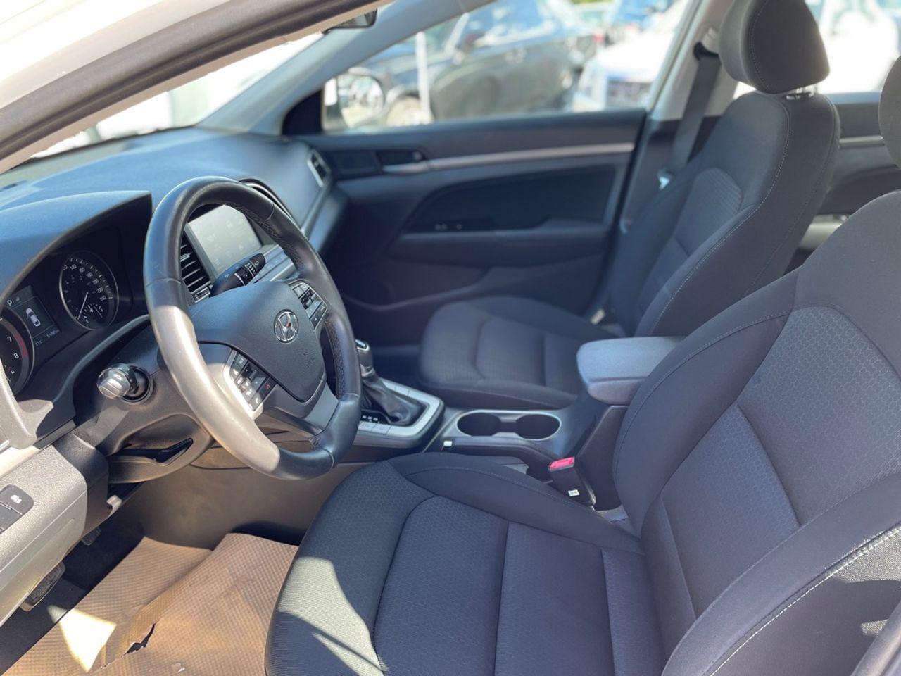 2017 Hyundai Elantra GLS-2