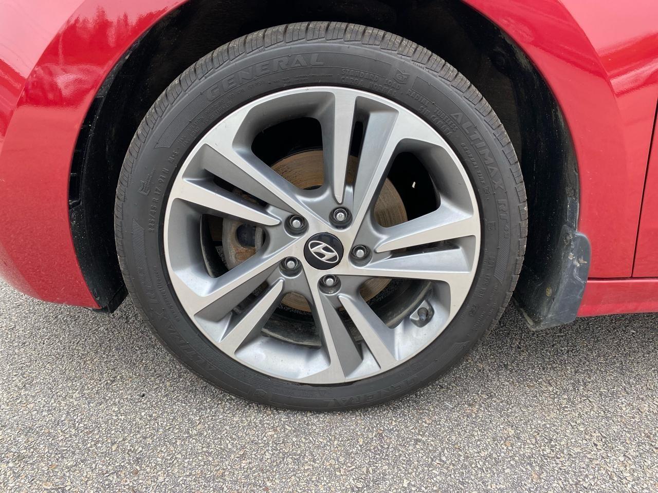 2017 Hyundai Elantra GLS-4