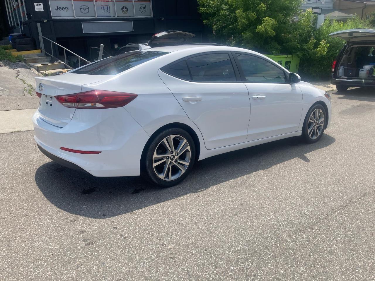 2017 Hyundai Elantra GLS-2