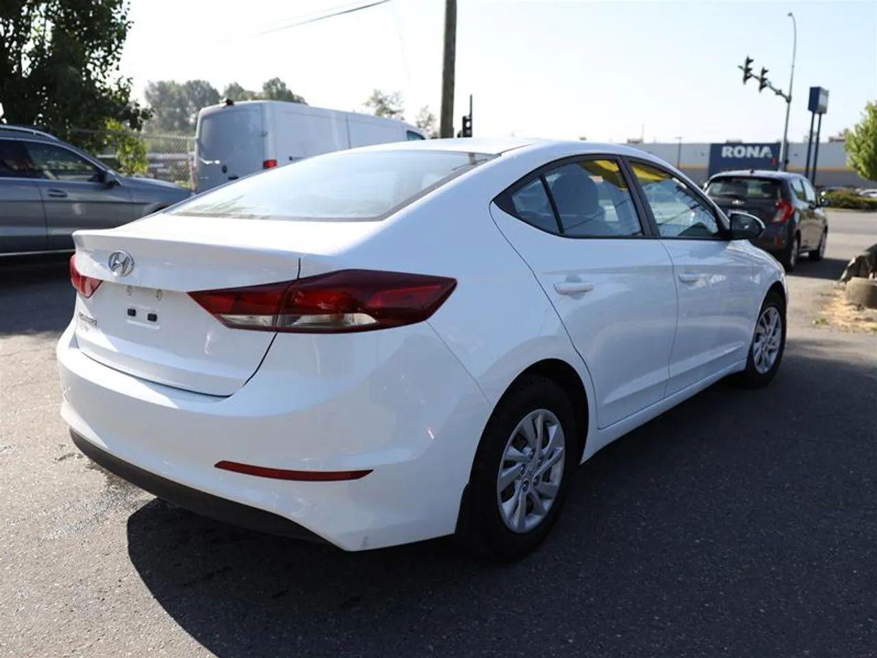 2017 Hyundai Elantra L-4
