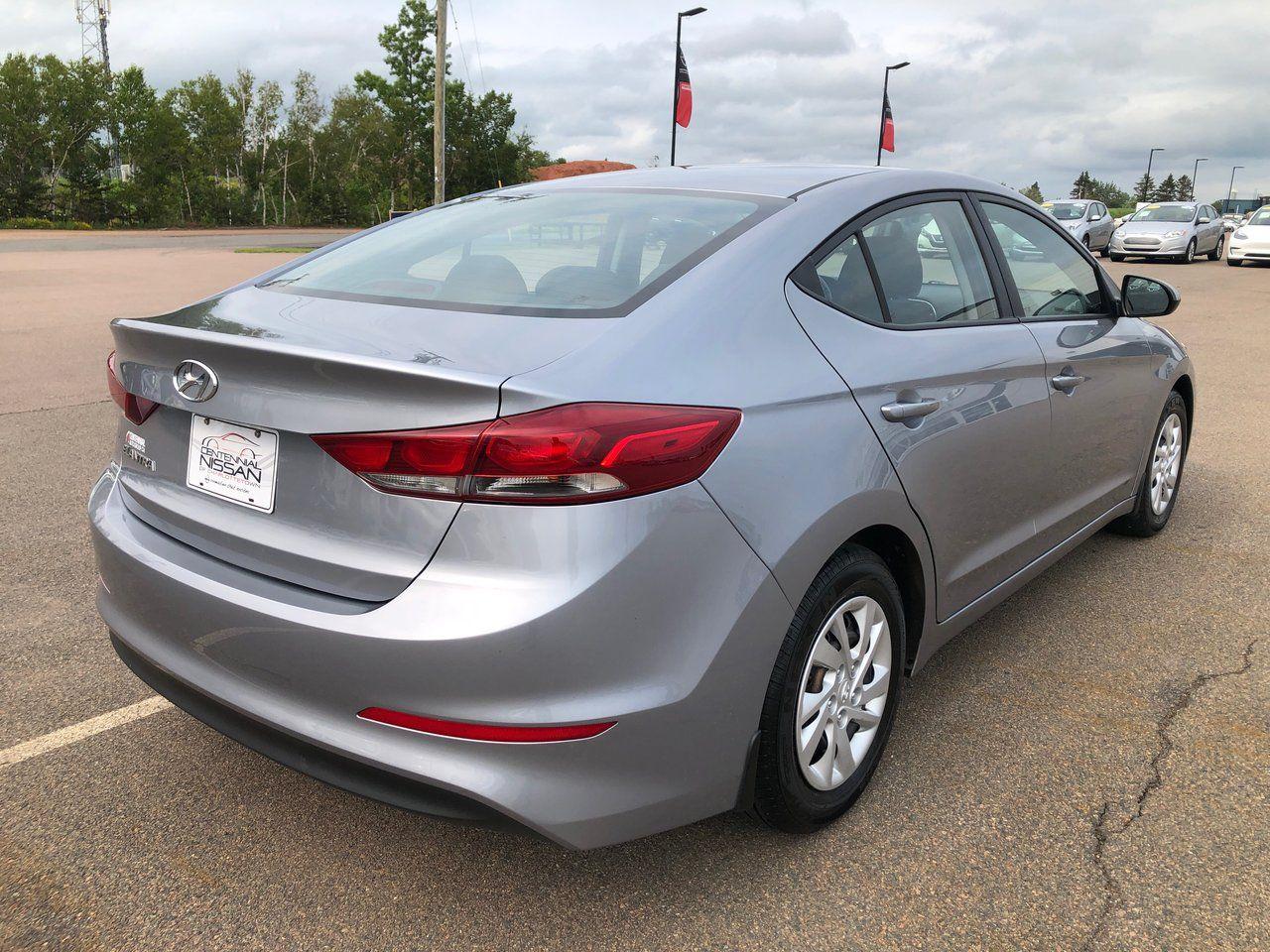 2017 Hyundai Elantra L-3