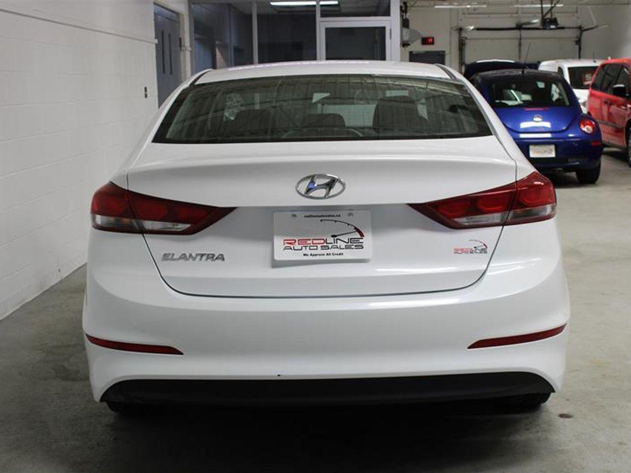 2017 Hyundai Elantra -4