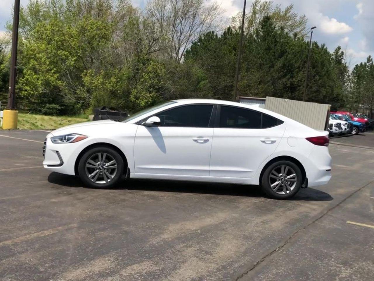 2017 Hyundai Elantra -4