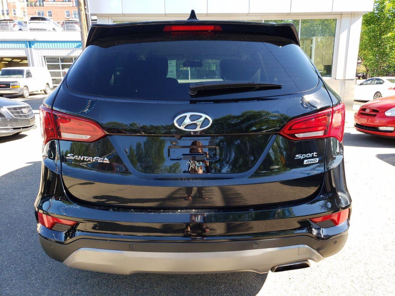 2017 Hyundai Santa Fe -4